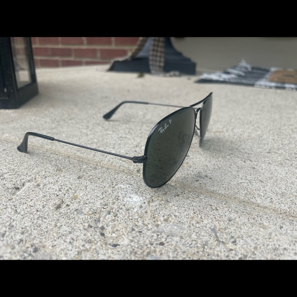 Ray Ban Aviator Total Black Polarized - Picture 2 of 6